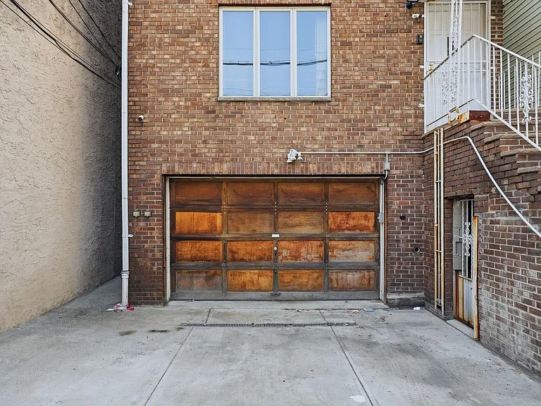 443 Palisade Ave #1 — Photo 2