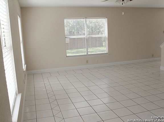 4th image of 7639 Alverstone Way