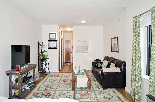 Rented by Prince Real Estate Associates LLC | media 18