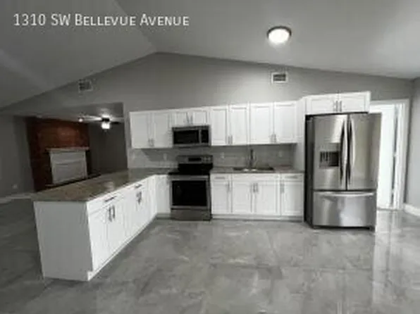 1310 SW Bellevue Ave, Port Saint Lucie, FL 34953