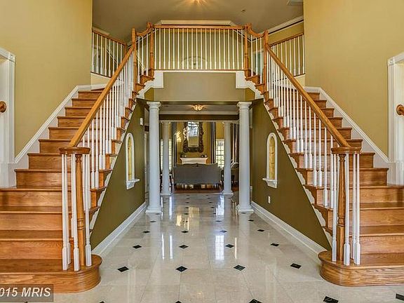 2 Story Foyer