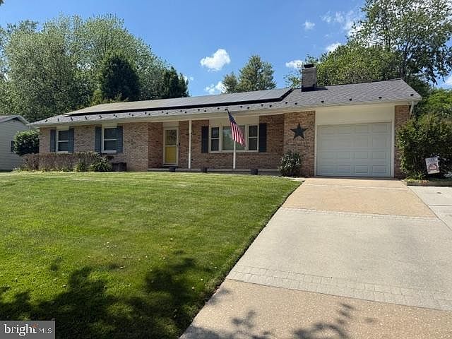 1st image of 506 Woodbury Way