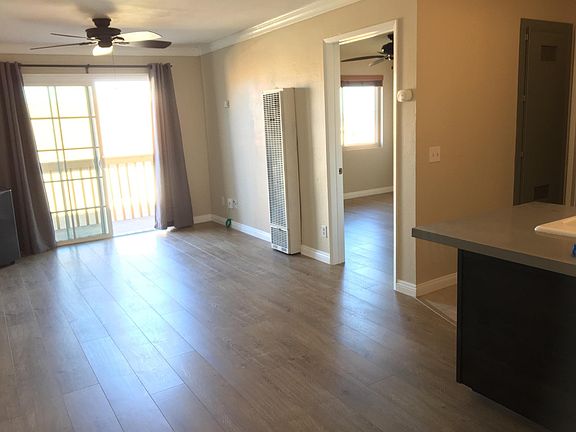 5th image of 3029 Broadway Unit 23