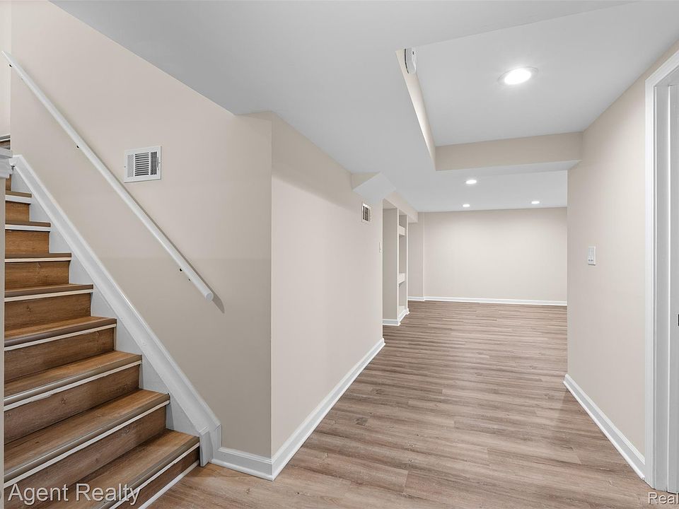 3323 Gardner Ave, photo 28