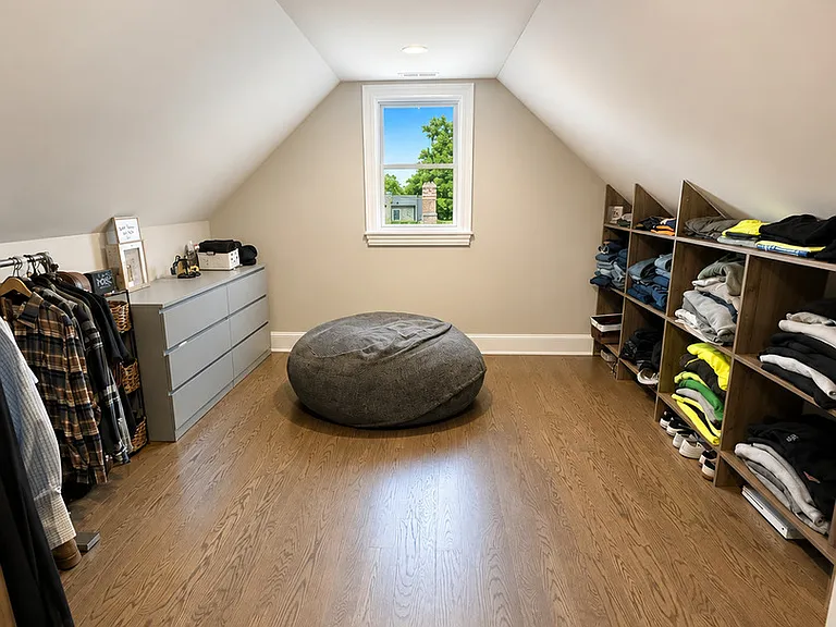 7338 W Clarence Ave — Photo 18