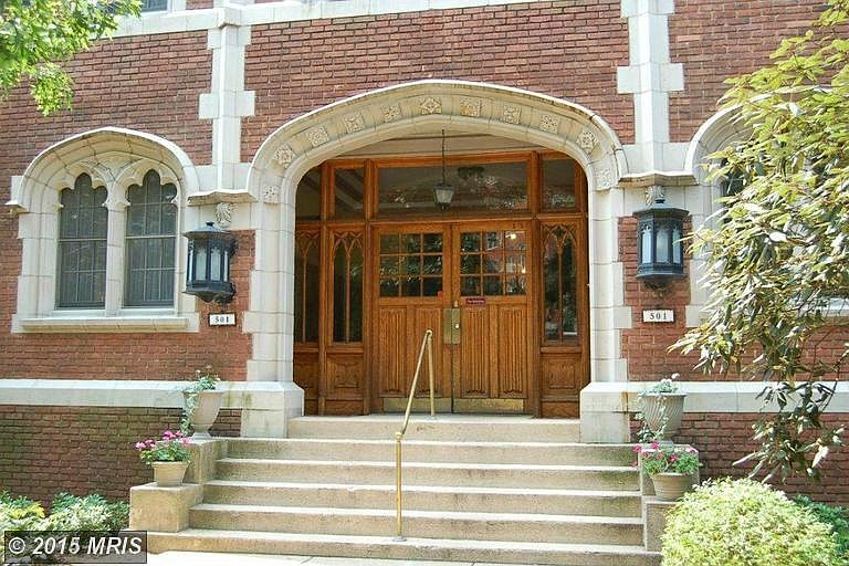 Main entrance on University Parkway