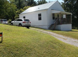 158 Eastview St, Galax, VA 24333