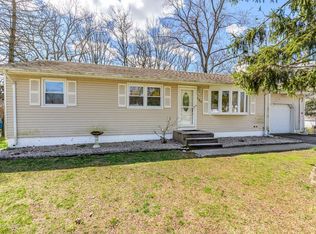 365 Bertha Rd, Toms River, NJ 08755