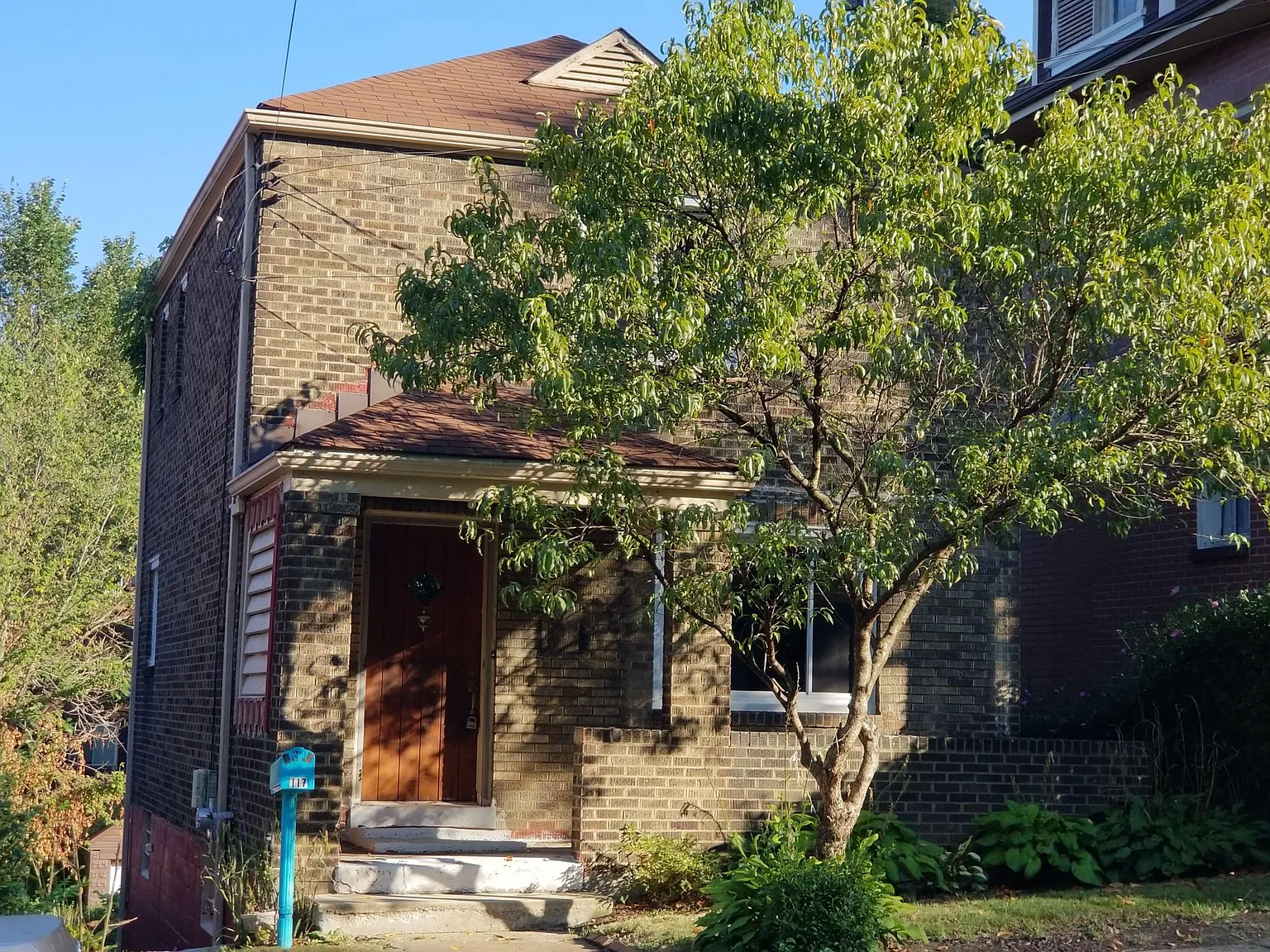 117 Sumner Ave photo 1