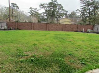 4114 Avalon Ln, Baytown, TX 77521