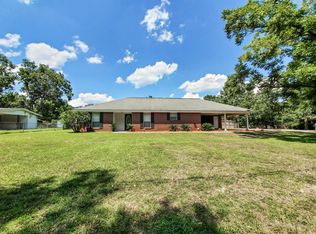 102 Edwards St, Petal, MS 39465