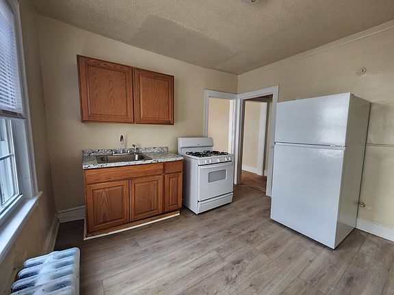 5th image of 1493 Ella T Grasso Blvd #B5