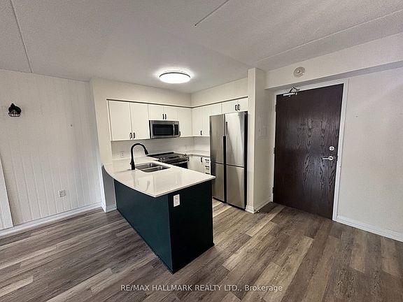 3rd image of 40 Via Rosedale Ave #216