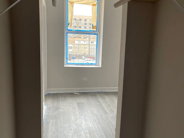 2917 W Cermak Rd #3F — Photo 7