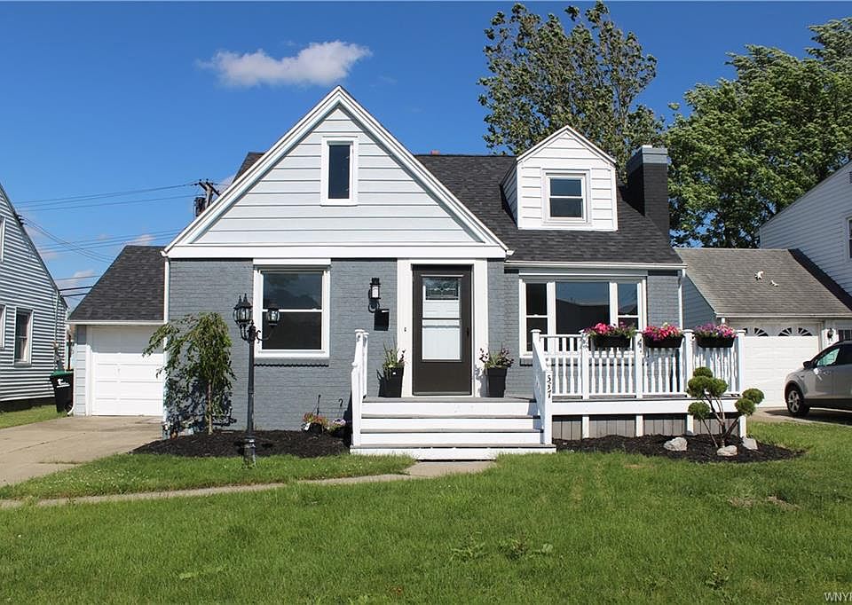 1st image of 537 Cornwall Ave