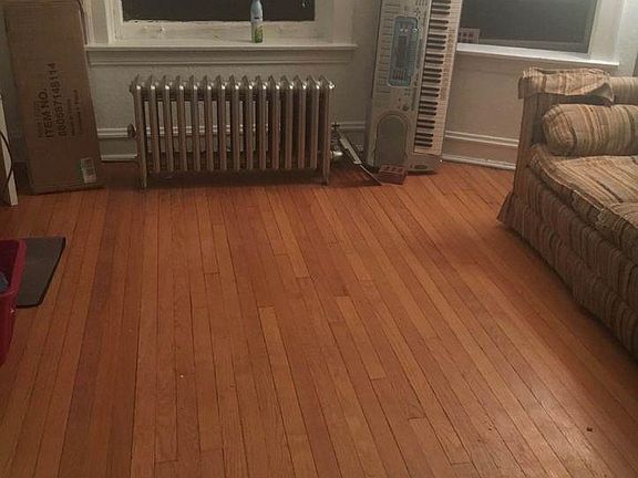 2nd image of 4612 N Hermitage Ave APT 3E