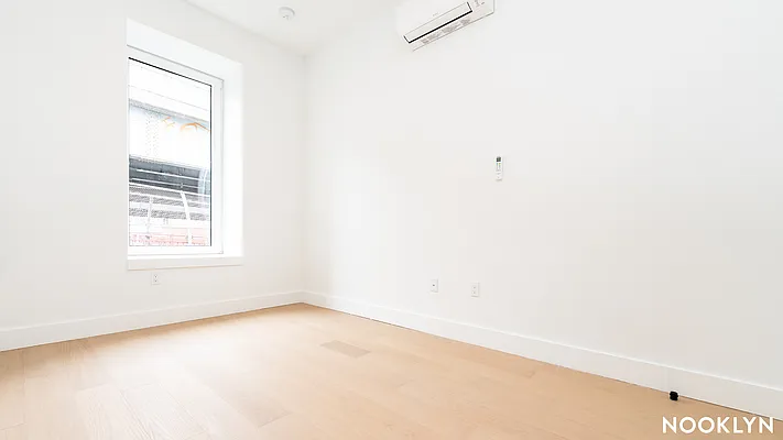 Rented by Nooklyn NYC LLC | media 17