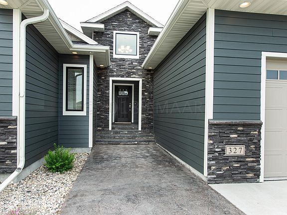 5th image of 327 39th Ave E