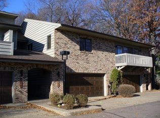 5540 Village Dr, Edina, MN 55439
