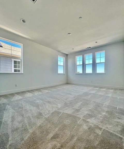 274 9th St — Photo 15