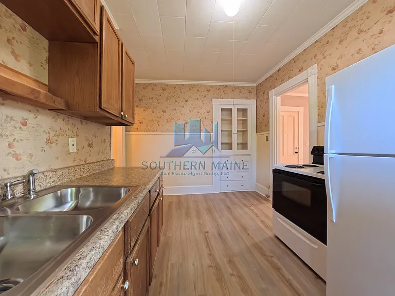 241 State St #1 — Photo 7
