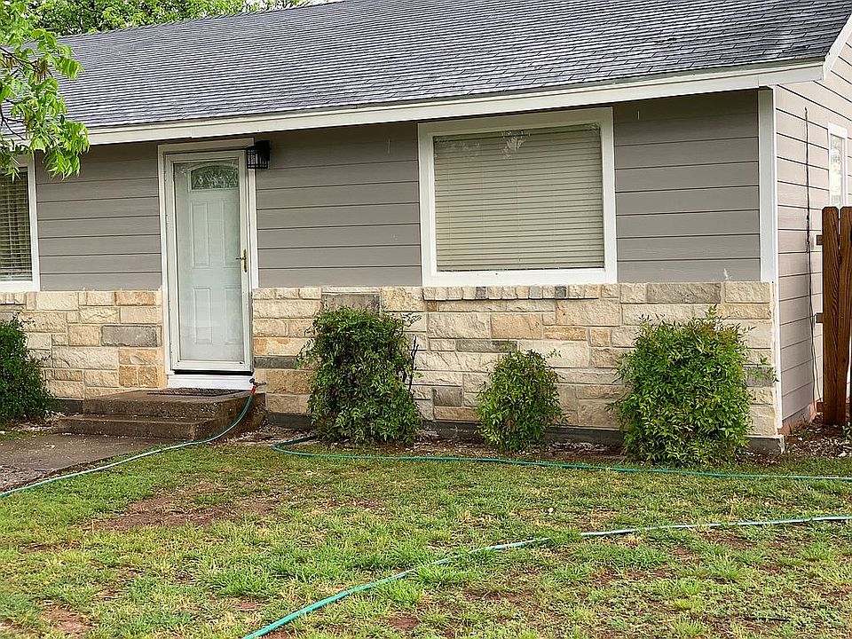 2nd image of 2802 N 18th St