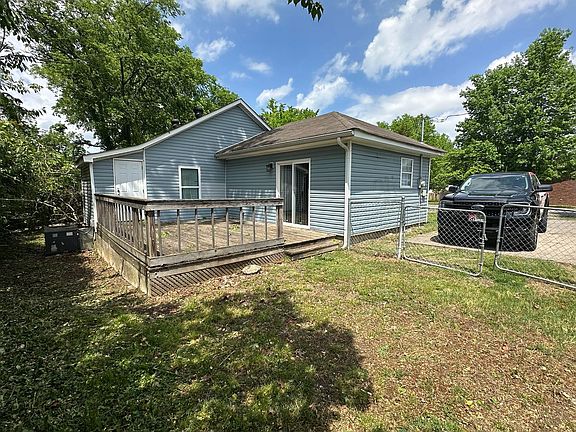 3rd image of 2408 Dabbs Ave