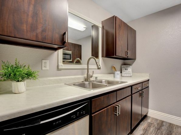 4700 W Rochelle Ave #209