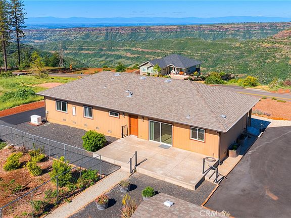 2nd image of 6092 Cliff Dr
