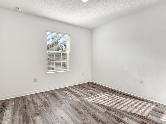 3rd image of 1623 Primo Ct