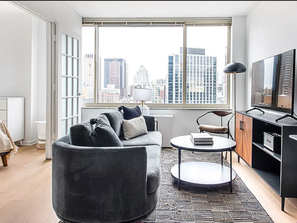 1st image of 118 Duane St #5