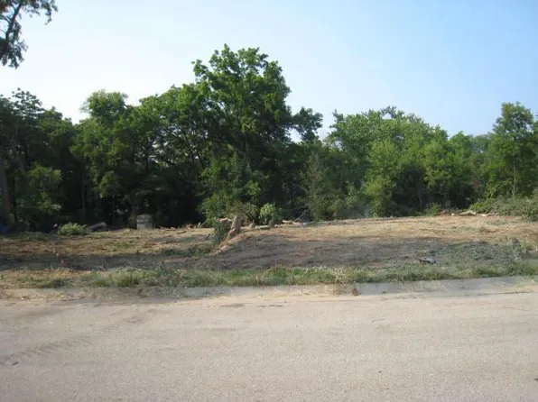 723 DIVISION STREET, Delafield, WI 53018