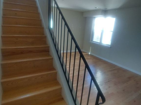 5th image of 614 S 4th St Floor 2