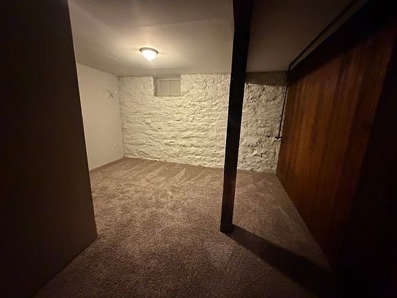 4th image of 219 Suncrest St