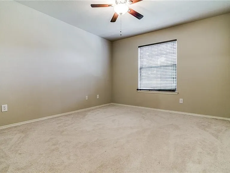 1805 Cartman Rd — Photo 2
