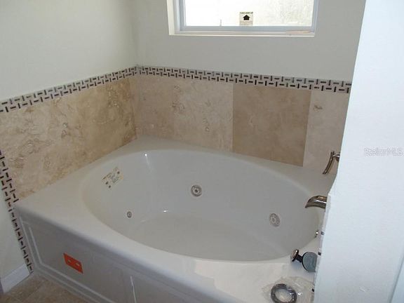 3rd image of 3112 W Hartnett Ave