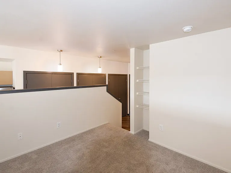 Saffron Apartments — Photo 6