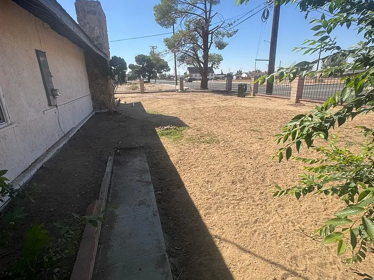 18091 Pearmain St #B — Photo 18