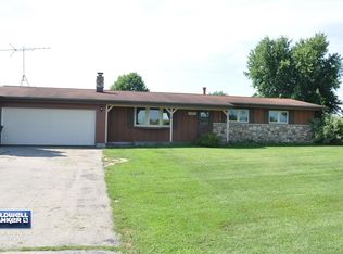 W10637 Sasse Rd, New London, WI 54961