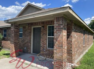 992 W Oak St, Stephenville, TX 76401