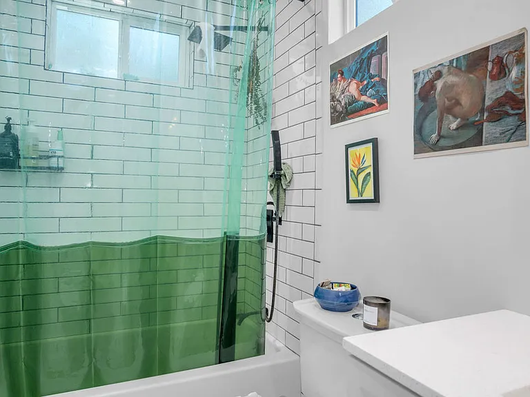 5114 Miriam St — Photo 8