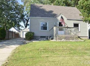 425 E Pasadena Ave, Peoria, IL 61603