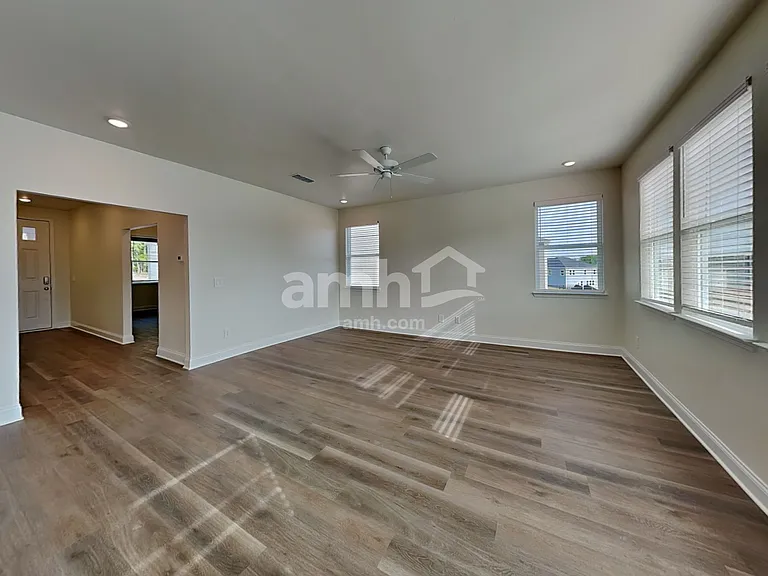 3417 Emzy Dr — Photo 5