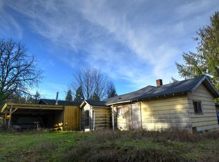 681 NE 8th St, Toledo, OR 97391