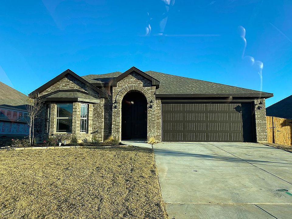 1st image of 1031 Stockton Dr