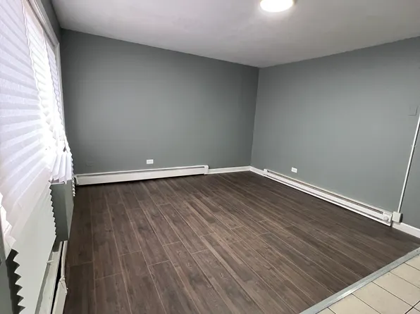 8627 S Ingleside Ave APT 2F, Chicago, IL 60619
