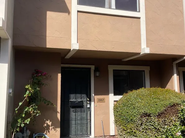 2557 Vallejo St, Santa Rosa, CA 95405