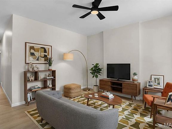 4th image of 5637 Reber Pl