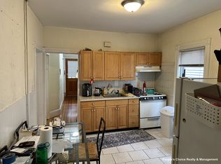 55 Grove St #1, Somerville, MA 02144