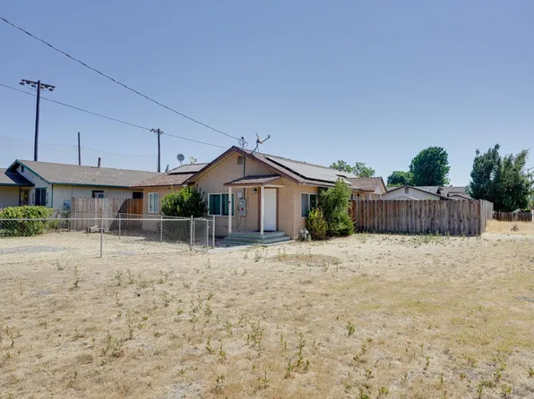 67 N Lee Ave, Oakdale, CA 95361